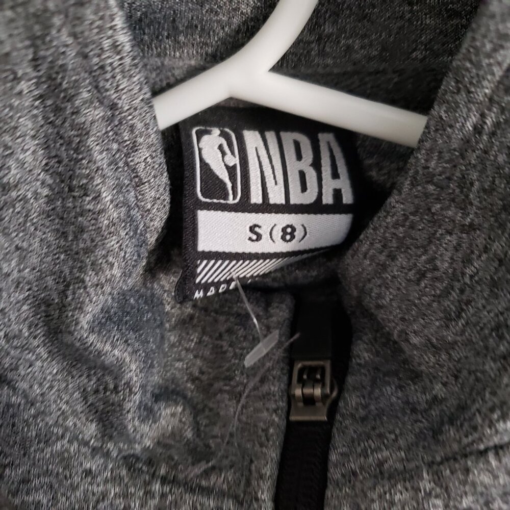 EUC NBA heather gray pockets front zip (S - 8) - Picture 2 of 5